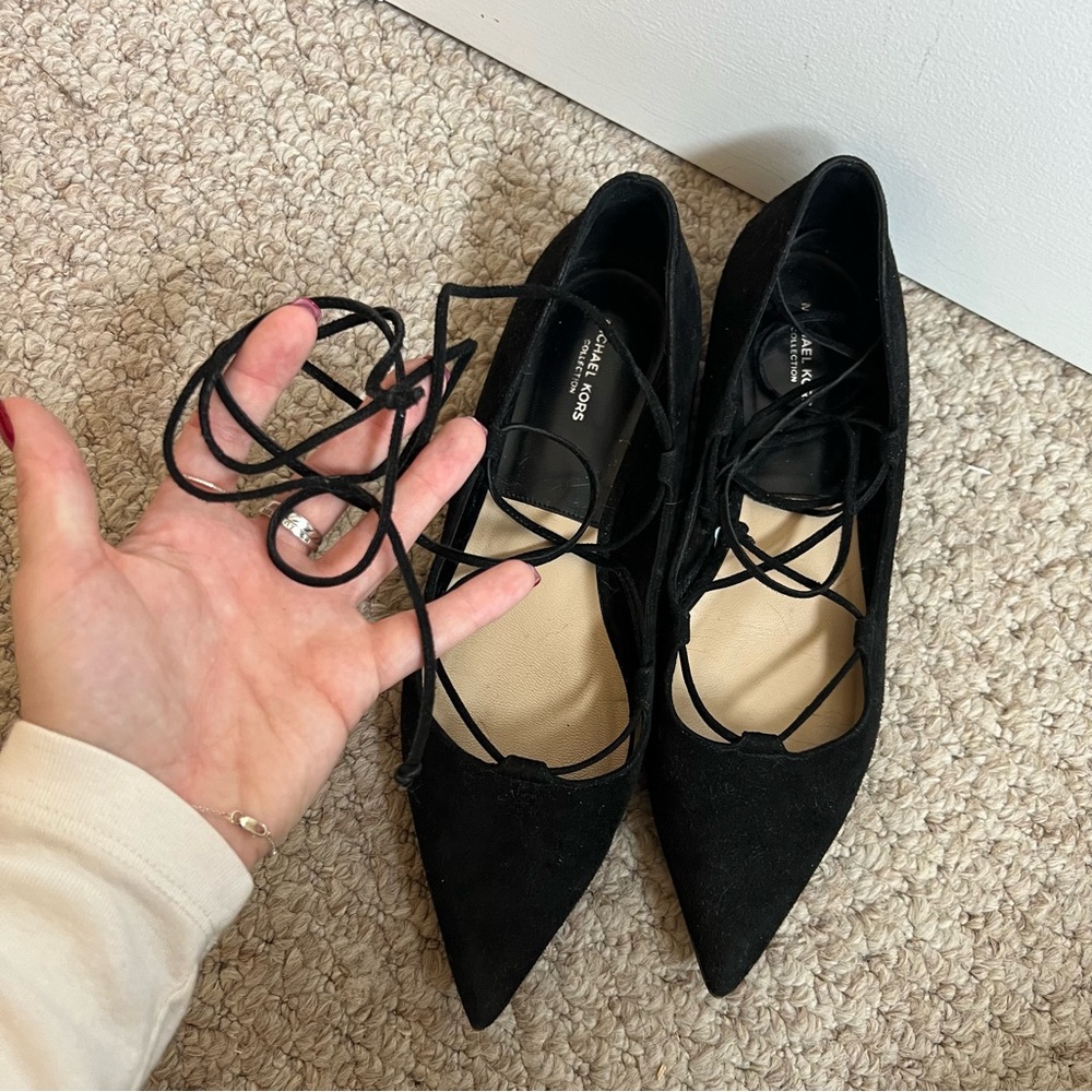 $495 Michael Kors black suede pointed toe lace-up ballet flats size 37.5/6.5 - Picture 4 of 6